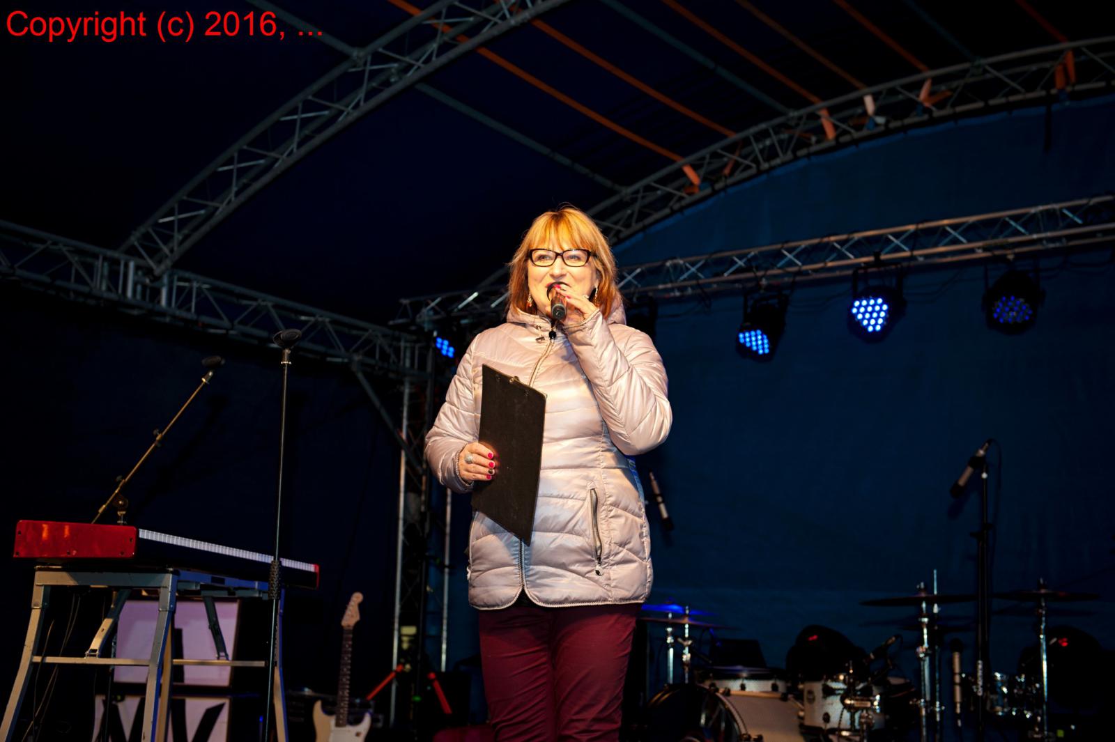 Fotogaléria Vítanie zimy: Martin na bielom koni (11.11.2016) (28) Vítanie zimy: Martin na bielom koni (11.11.2016)