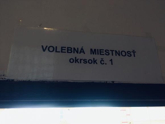 volby_Komenskeho (3).JPG volby_Komenskeho (3).JPG